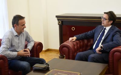 Претседателот Пендаровски  на средба со претседателот на „Здружение на новинарите на Македонија“ – ЗНМ