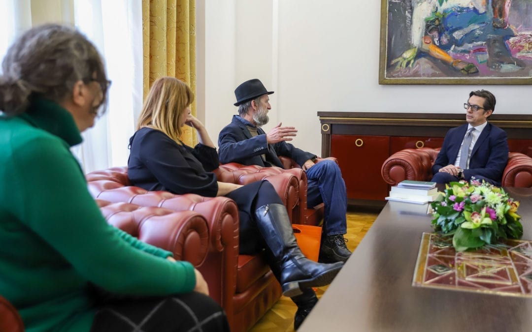 Средба на претседателот Пендаровски со претставници на фондацијата „Славко Јаневски“