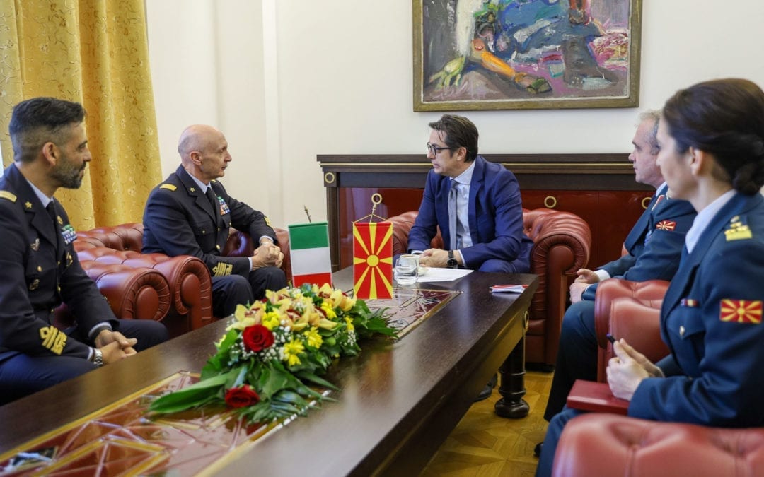 Takim i presidentit Pendarovski me Shtatmadhorinë e Italisë, Enco Veçiareli