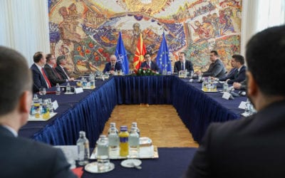Лидерска средба кај претседателот Пендаровски: Заеднички консензус за одложување на изборите