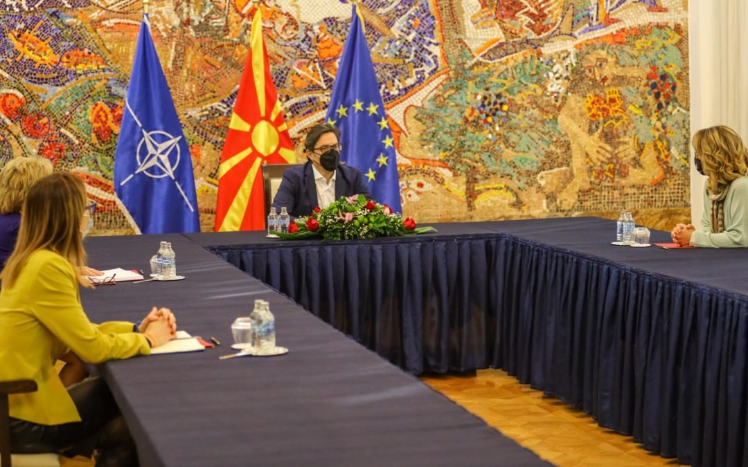 Средба на претседателот Пендаровски со претставници на Асоцијацијата ИВАП