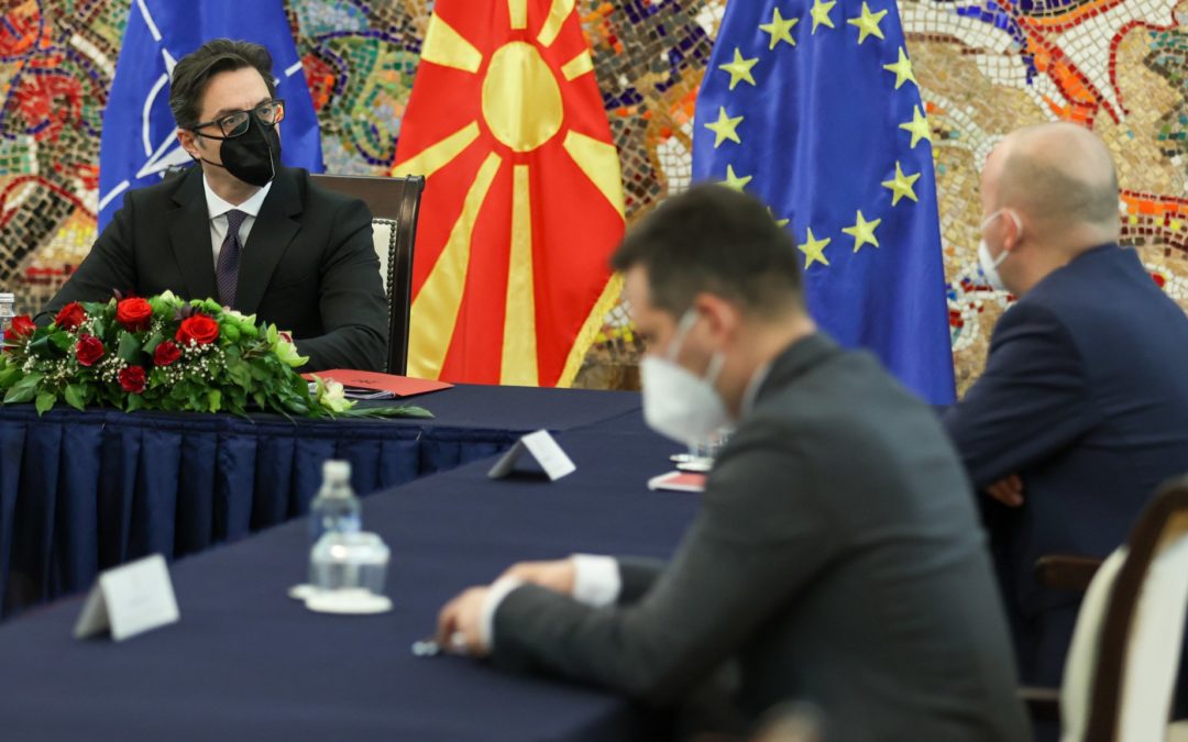 Средба на претседателот Пендаровски со Илхан Кјучук, известител за Република Северна Македонија во Европскиот парламент