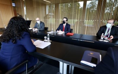 Средба на претседателот Пендаровски со косовската претседателка Османи