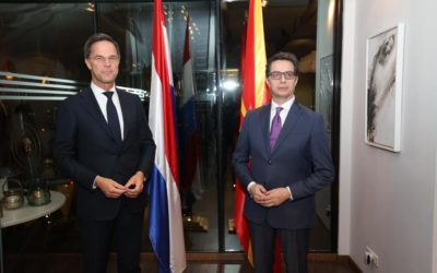 Средба на претседателот Пендаровски со холандскиот премиер Руте