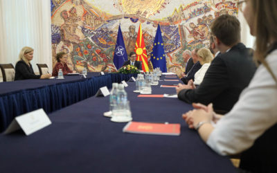 Средба на претседателот Пендаровски со претставници на германскиот Институт за бизнис и менаџмент Хајделберг Скопје