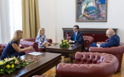 Средба на претседателот Пендаровски со амбасадорките на Украина и Швајцарија