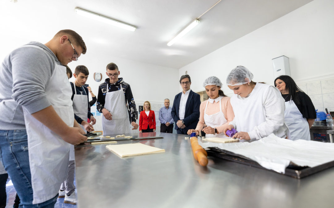 Претседателот Пендаровски во посета на Прилеп во рамки на проектот „Лице в лице со претседателот“