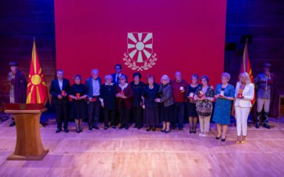 President Pendarovski decorates 13 prominent figures in the field of Macedonian folk music with Medal of Merit