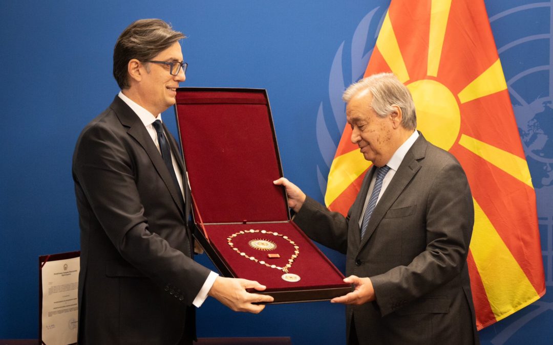 Претседателот Пендаровски во Њујорк ја одликуваше Организацијата на Обединетите Нации со Орден на Република Северна Македонија
