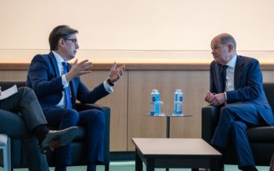 Претседателот Пендаровски во Њујорк оствари средба со германскиот канцелар Шолц