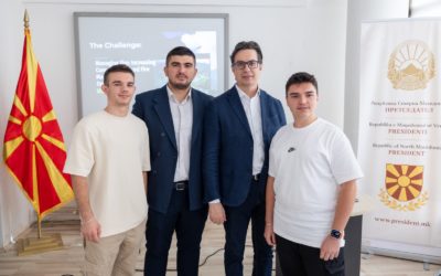 Средба на претседателот Пендаровски со победниците на македонското суперфинале на „НАСА спејс апс челинџ 2023“