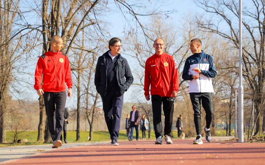 President Pendarovski meets with marathon runner Dario Ivanovski