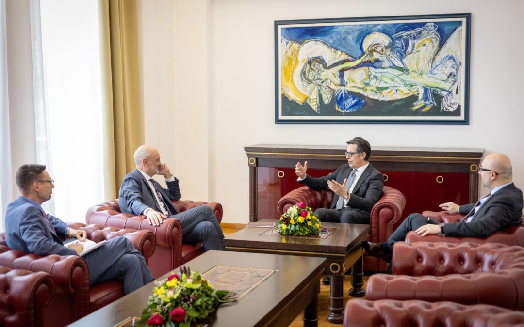 Средба на претседателот Пендаровски со eвроамбасадорот Гир