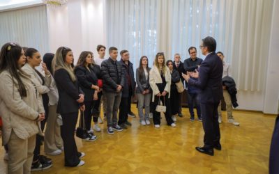 Students from the Faculty of Law “Iustinianus Primus” visit the Cabinet of the President
