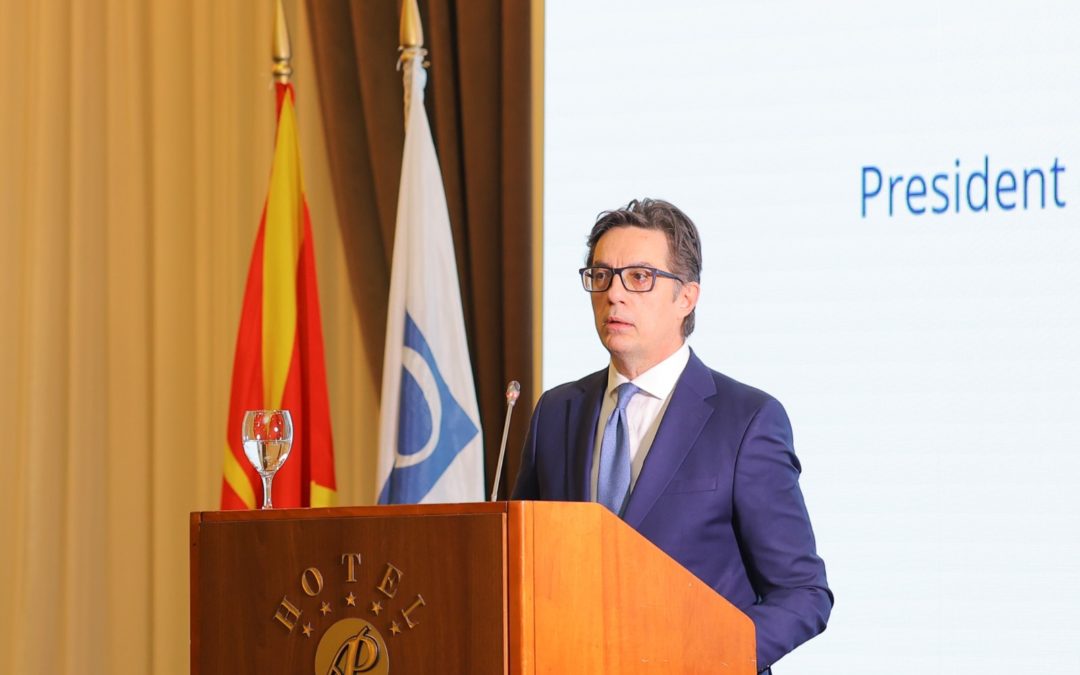 Претседателот Пендаровски се обрати на Регионалната конференција за род и безбедност – Скопје 2024