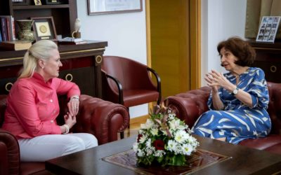 Претседателката Сиљановска Давкова ја прими американската амбасадорка Анџела Агелер