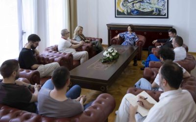 Presidentja Siljanovska Davkova i mirëpriti përfaqësuesit e këshillit organizues të Paradës së krenarisë