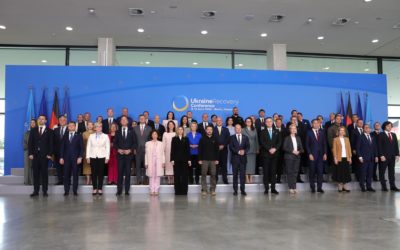 Presidentja Siljanovska Davkova mbajti fjalim në panelin kryesor të Konferencës për rindërtimin e Ukrainës në Berlin