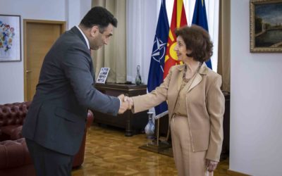 Presidentja Siljanovska Davkova e mirëpriti përfaqësuesin e Bankës Evropiane për Rindërtim dhe Zhvillim, Fatih Turkmenoglu