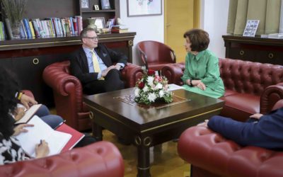 Проштална средба на претседателката Сиљановска Давкова со канадскиот амбасадор, Џајлс Норман