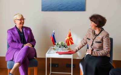 Takimi i Presidentes Siljanovska Davkova me Presidenten Natasa Pirc Musar