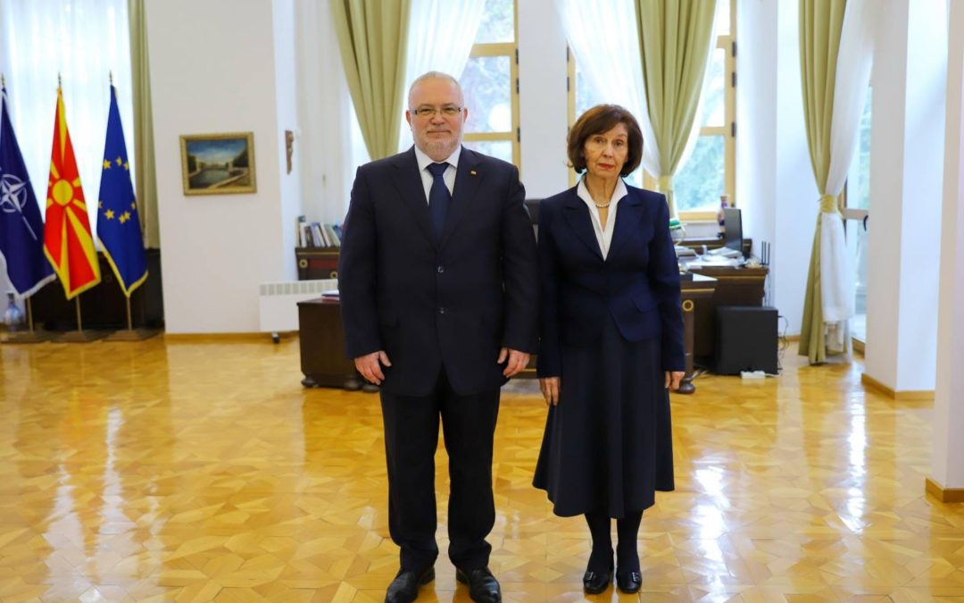 Takimi i Presidentes Siljanovska Davkova me drejtorin e Agjencisë së Diasporës