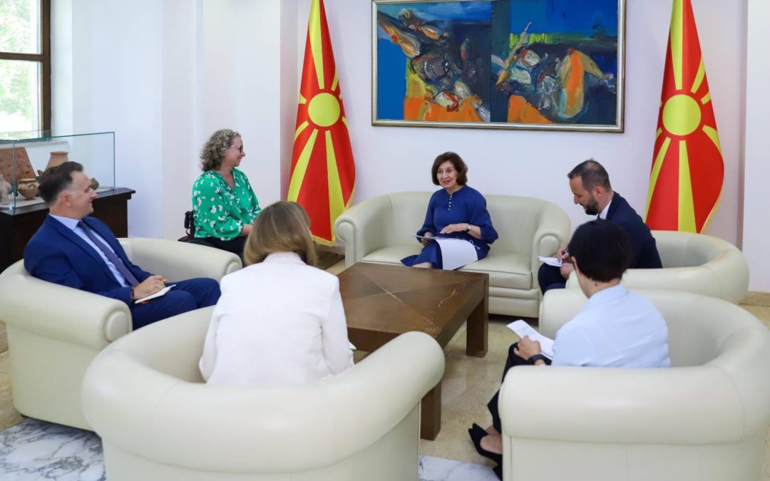 Сиљановска-Давкова ја прими Карол Межеван, директорка на Светска банка за државава и Косово