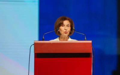Siljanovska Davkova: Struga është republikë poetike që ndërton ura dhe ndryshon botën