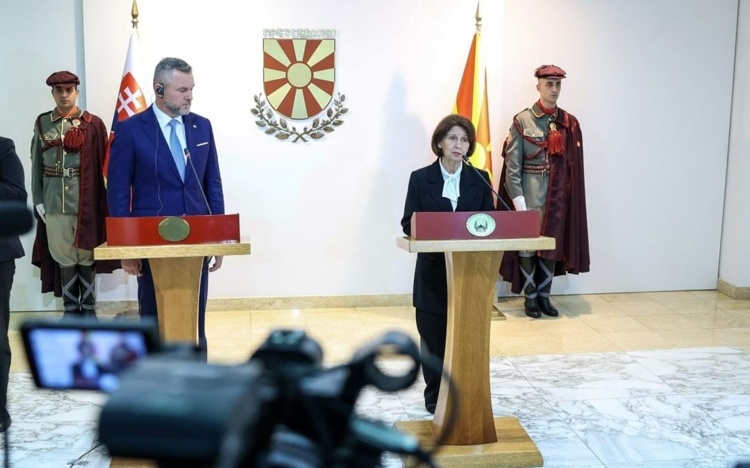 Oдговори на новинарски прашања на прес-конференцијата на претседателката Сиљановска-Давкова со словачкиот претседател Пелегрини