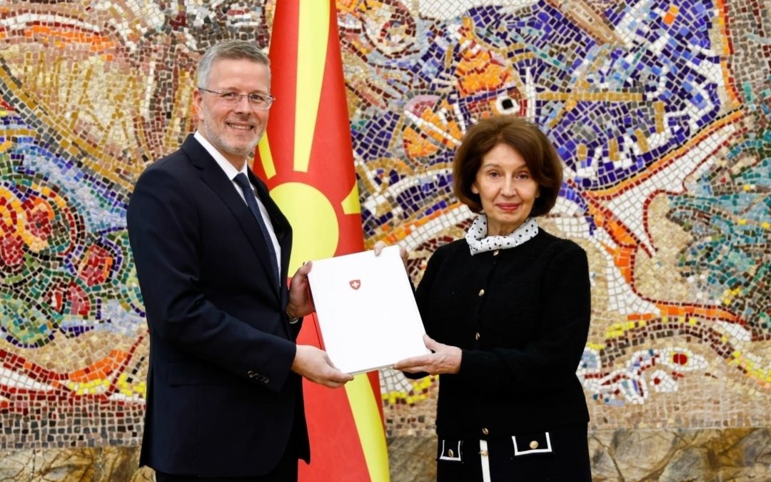 Сиљановска-Давкова ги прими акредитивите на новоименуваниот амбасадор на Швајцарија, Кристоф Зомер