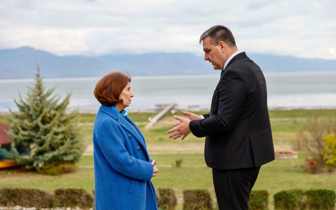 Сиљановска-Давкова: Имаме обврска природата да ја третираме како партнер, штитејќи ја неа, се штитиме себеси