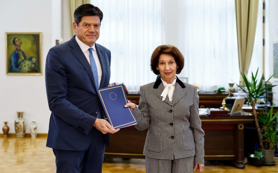 Сиљановска-Давкова го прими Извештајот на ЕК за напредокот за 2025 година