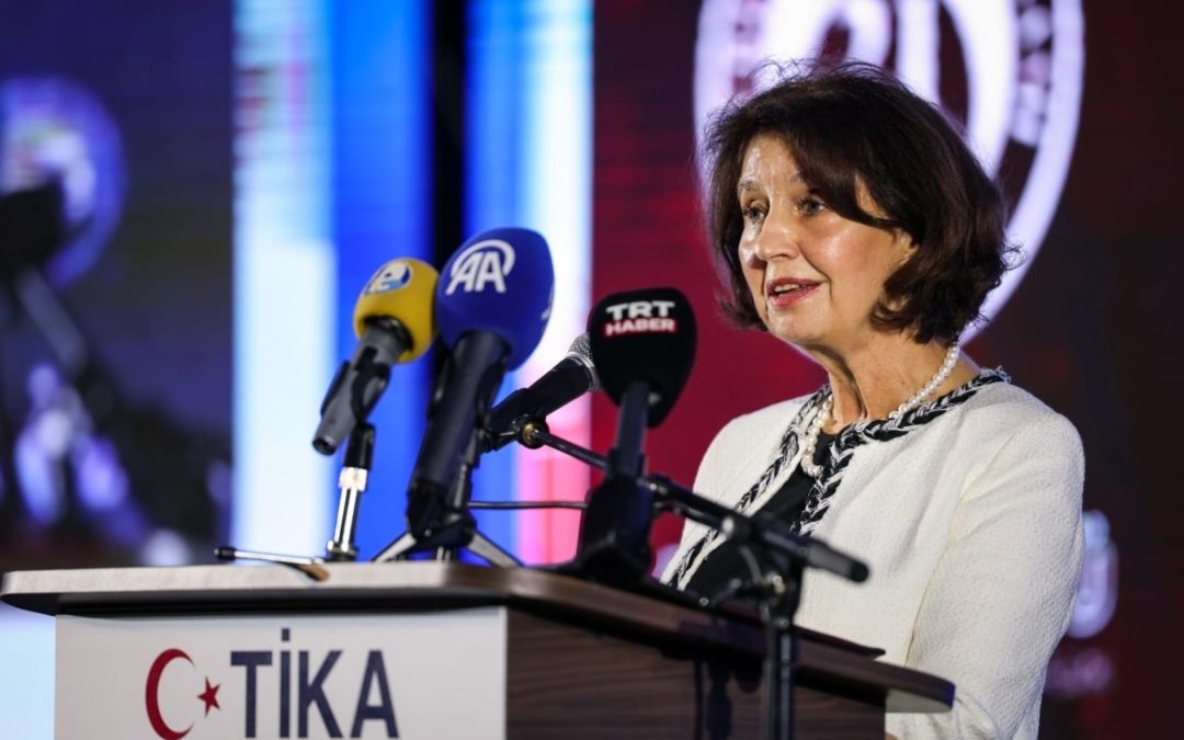 Сиљановска-Давкова се обрати на приемот по повод 21 Декември, Денот на наставата на турски јазик