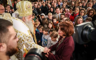 Сиљановска-Давкова присуствуваше на свечената божествена литургија во Соборниот храм во Скопје