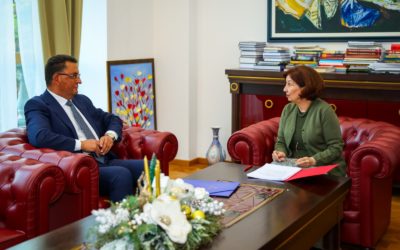 Средба на Сиљановска-Давкова со гувернерот на Народната банка, Славески