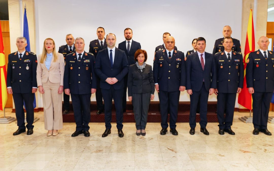 Реферирање за борбената готовност на Армијата пред врховната командантка Сиљановска–Давковa