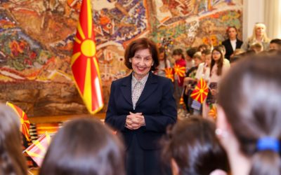 Церемонија на свечено менување на државното знаме во претседателскиот Кабинет