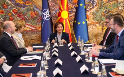 Сиљановска-Давкова ги прими австриските амбасадори од регионот на ЈИЕ