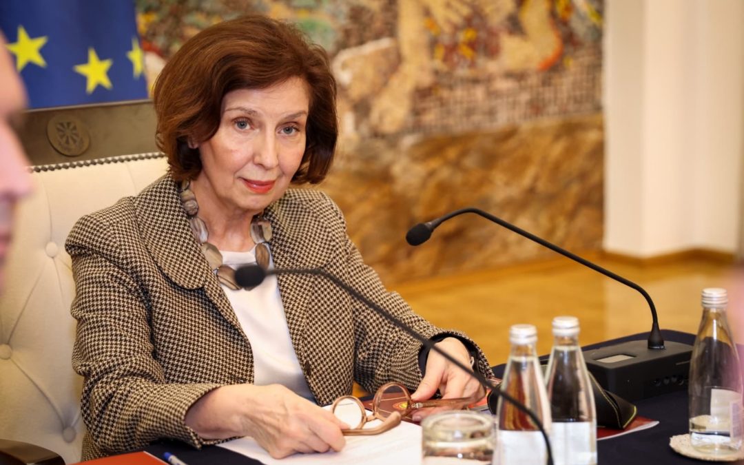 Сиљановска-Давкова по седницата на Советот за безбедност: Состојбата во којашто се наоѓаме e стабилна и безбедна