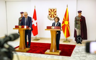 Siljanovska Davkova pas takimit me Parmelan: Le të përqendrohemi mbi sfidat e reformës dhe të mos humbasim energjinë në çështje irracionale