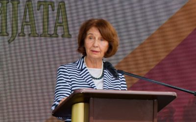 Сиљановска-Давкова: Не смееме да заборавиме дека секој што напишал барем неколку реченици во недовршената македонска армиска приказна, оставил трага во нашата воена историја