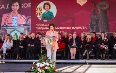 Сиљановска-Давкова до бруцошите: Вреди да се студира, предава и живее на УКИМ, како заеднички дом на професорите и на студентите