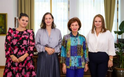 Средба на Сиљановска-Давкова со претставнички на здружението „До бебе по патот на ин витро“